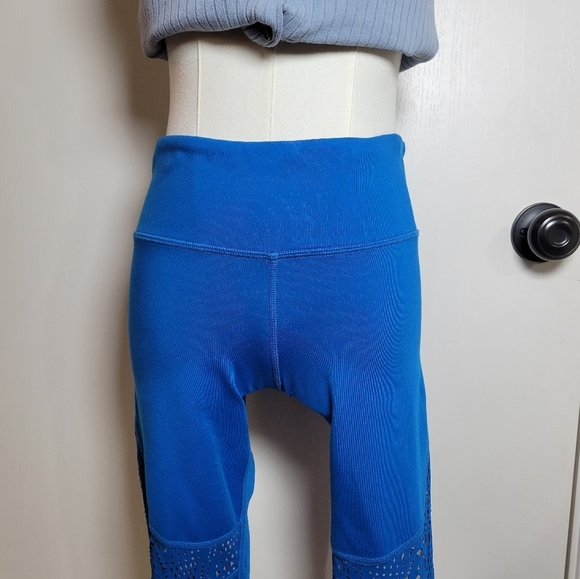 Alo Royal Blue High-Waist Perforated Detail Leggings Size Small Athletic Legging - Picture 4 of 8
